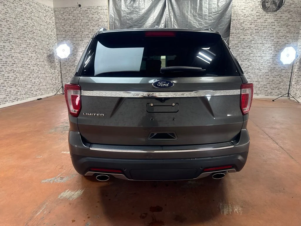 Used 2019 Magnetic Ford Limited image 6