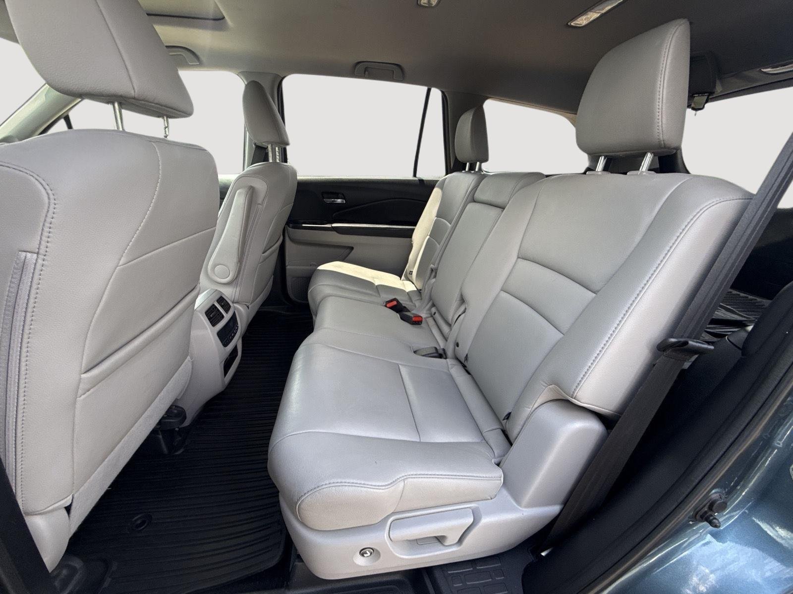 Used 2018 Steel Sapphire Metallic Honda EX-L image 29