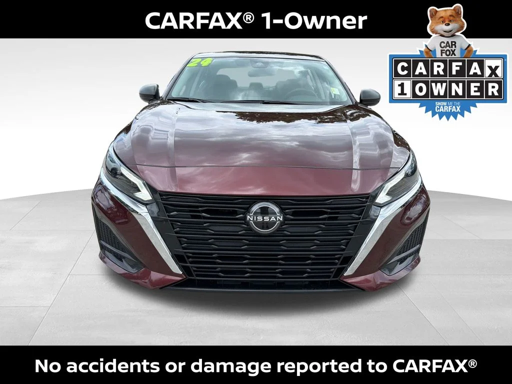 Certified Used 2024  Nissan 2.5 SV image 2