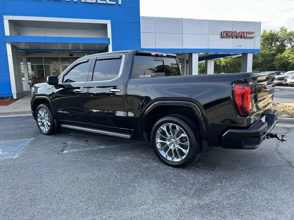 Used 2023 Onyx Black GMC Denali image 6