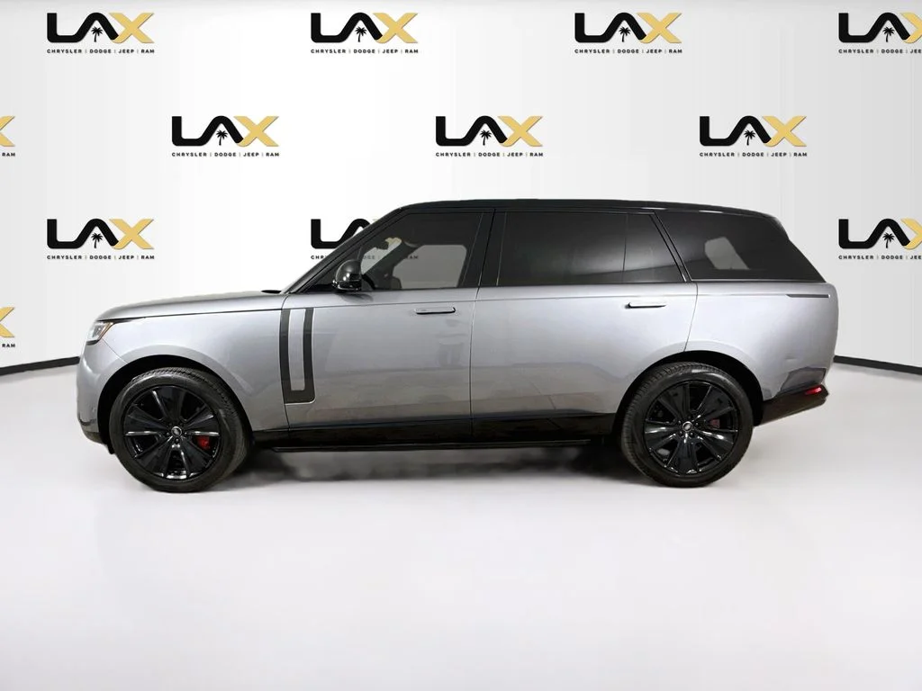 Used 2023 Blue Land Rover Autobiography image 4