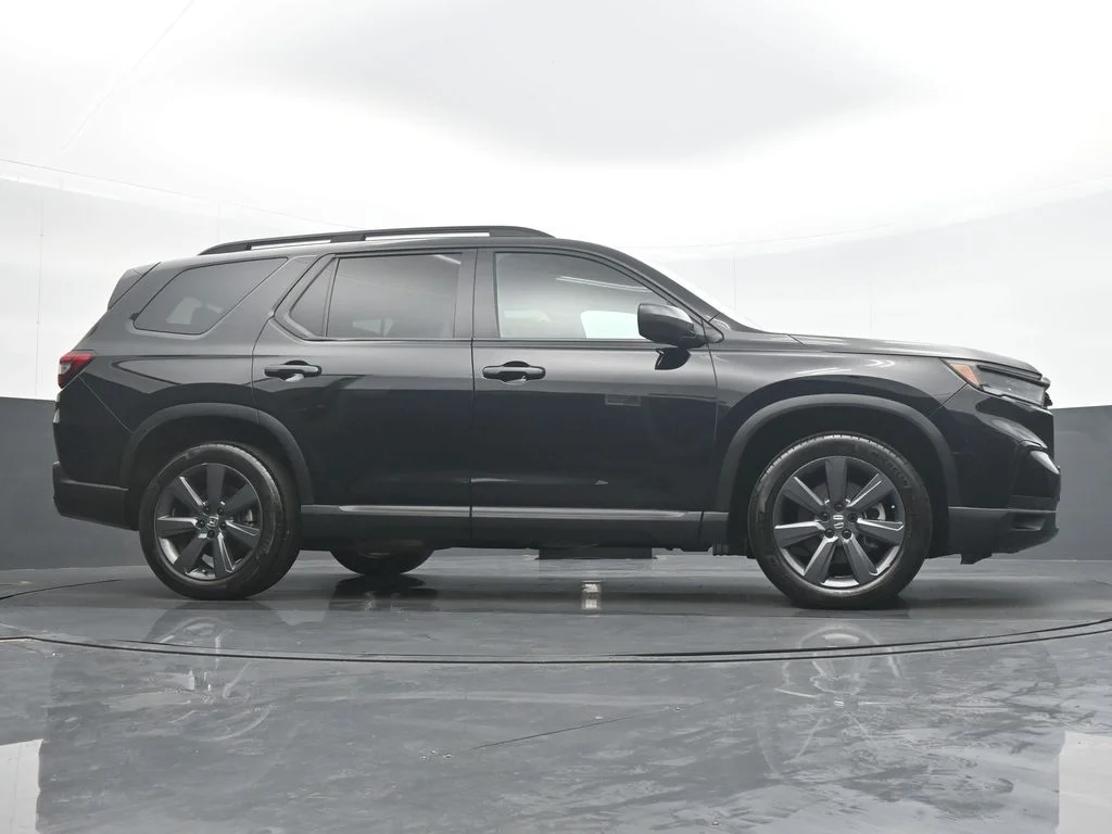 Used 2025 Black Honda Sport image 32