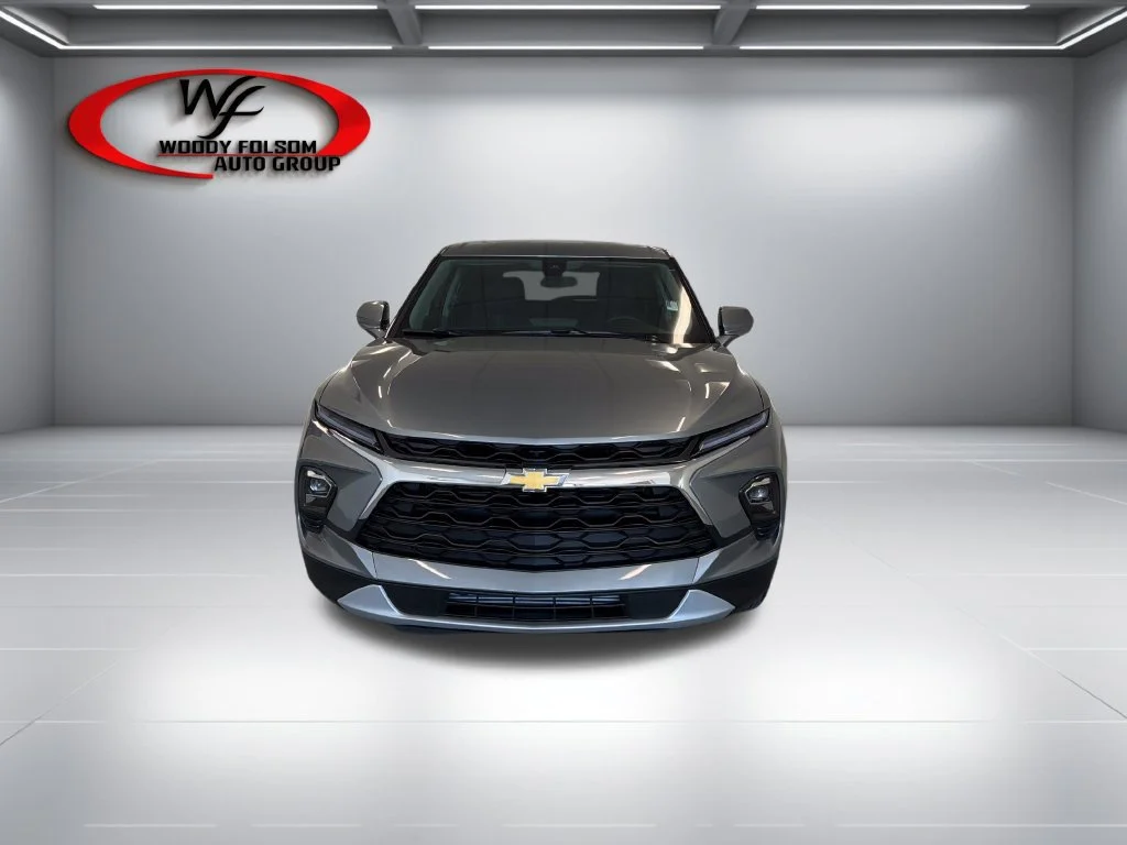 New 2026 Sterling Gray Metallic Chevrolet 2LT image 2