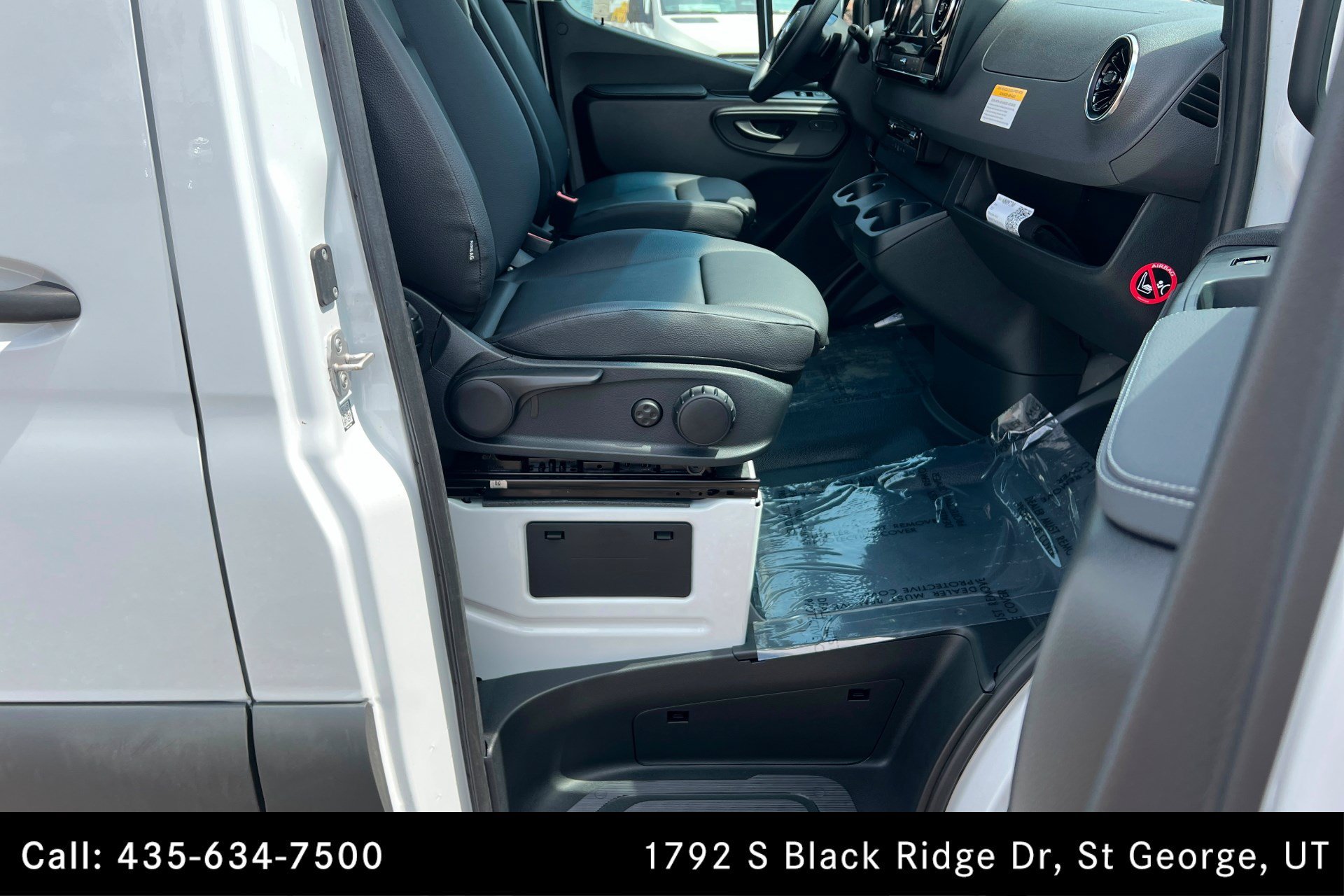 Used 2026 Arctic White Mercedes-Benz  image 21