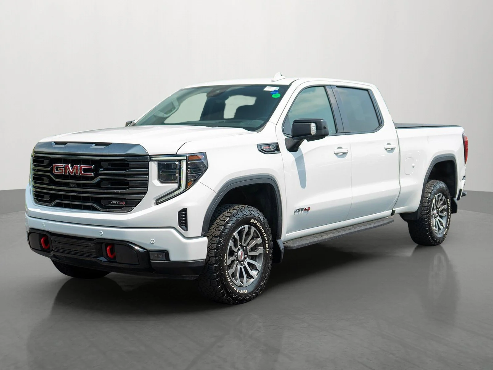 Used 2023 Summit White GMC AT4 image 3