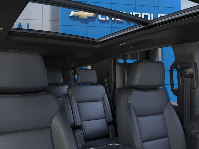 New 2026 Summit White Chevrolet Z71 image 24