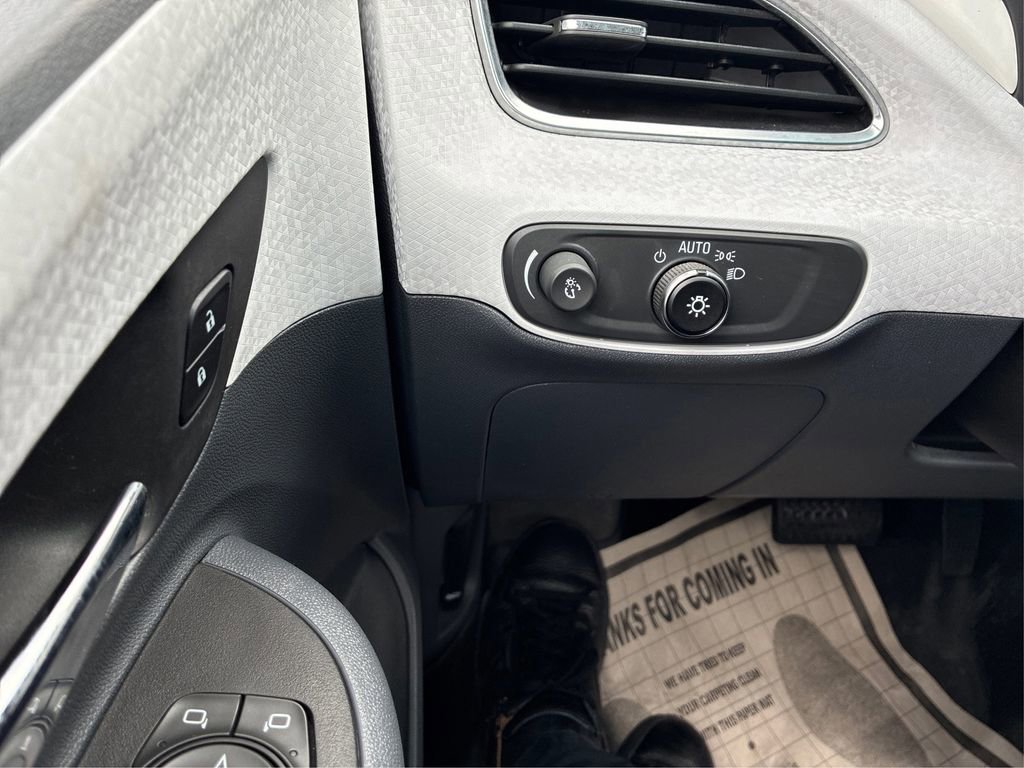 Used 2017 Includes (TUS) Black grille. Chevrolet LT image 15
