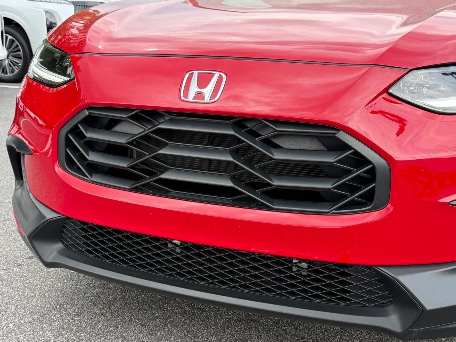 Used 2025 Milano Red Honda Sport image 11