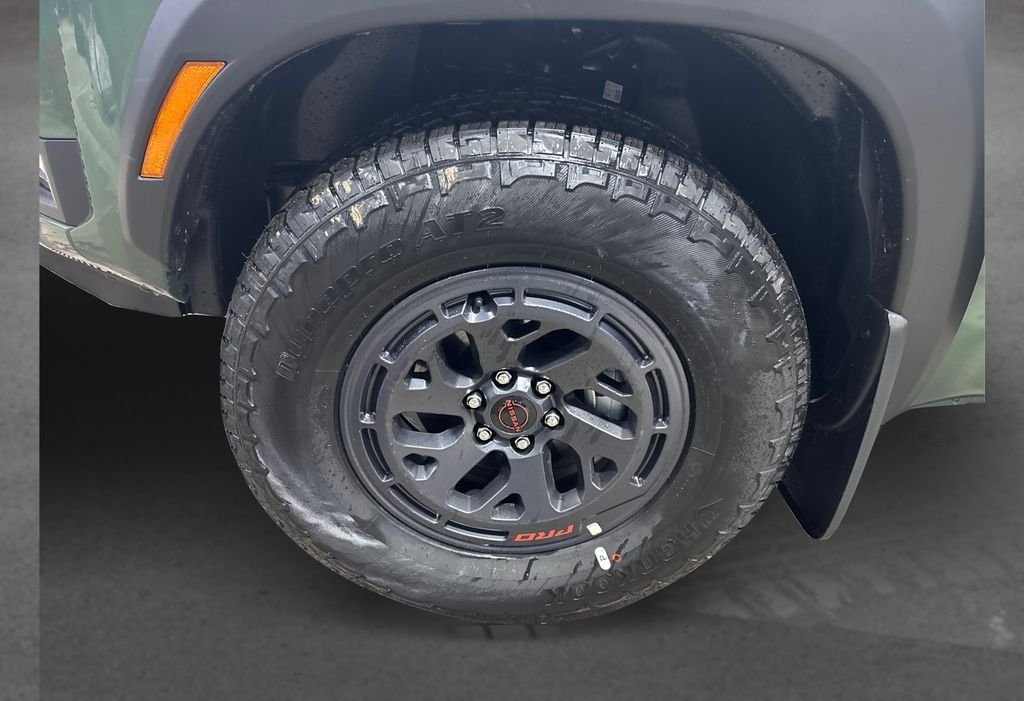 2025 Nissan Frontier PRO-4X - Photo 11