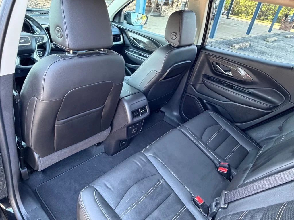 Used 2024 Black GMC Denali image 31