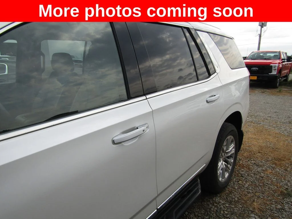 Used 2021 White Frost Tri-Coat GMC SLT image 2