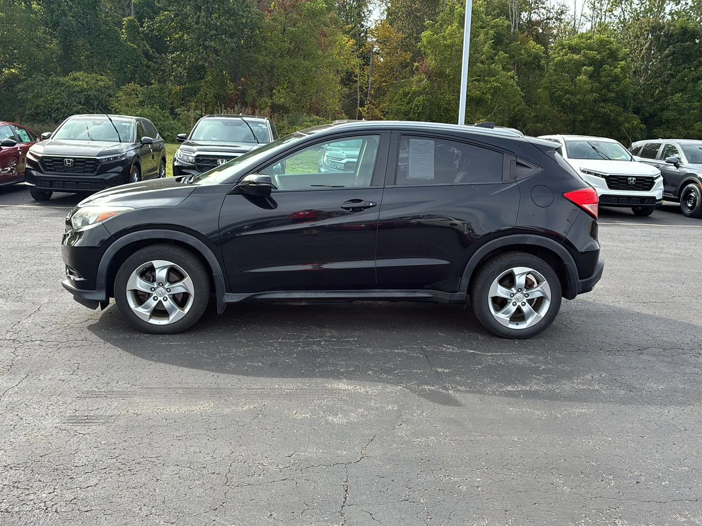 Used 2016 Crystal Black Pearl Honda EX-L w/Navi image 18