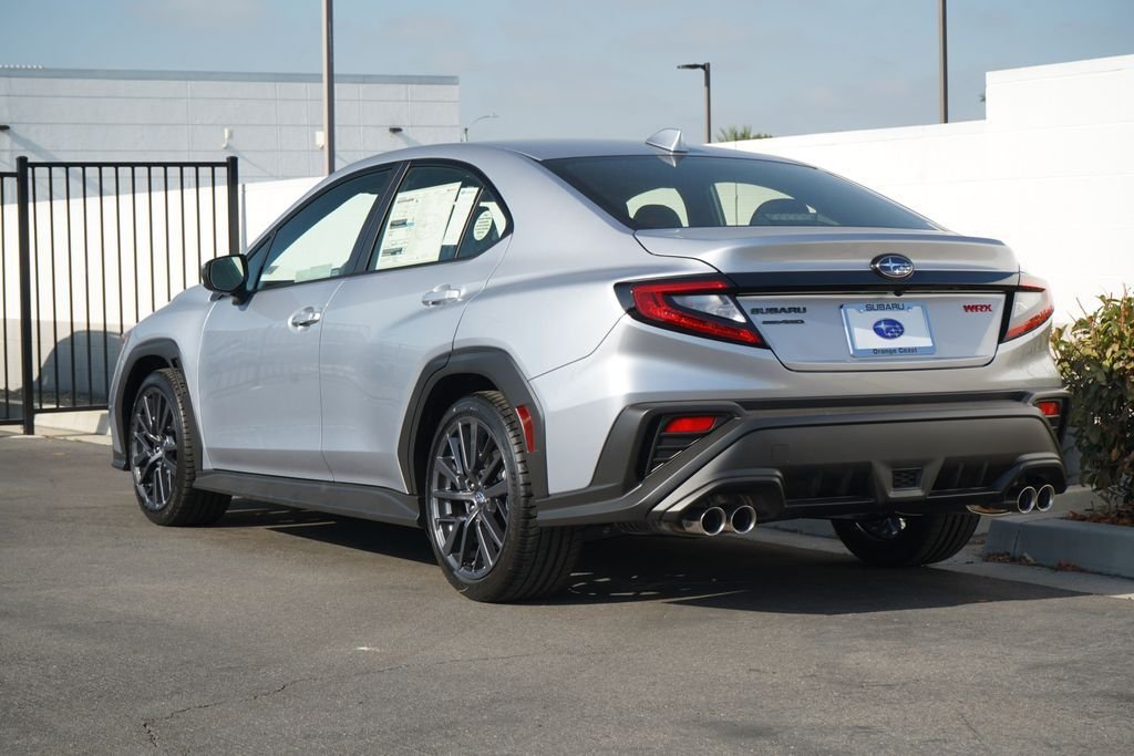 New 2026 ICE SILVER METALLIC Subaru Base image 3