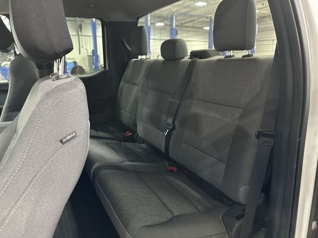 Used 2025 White Ford XL image 31