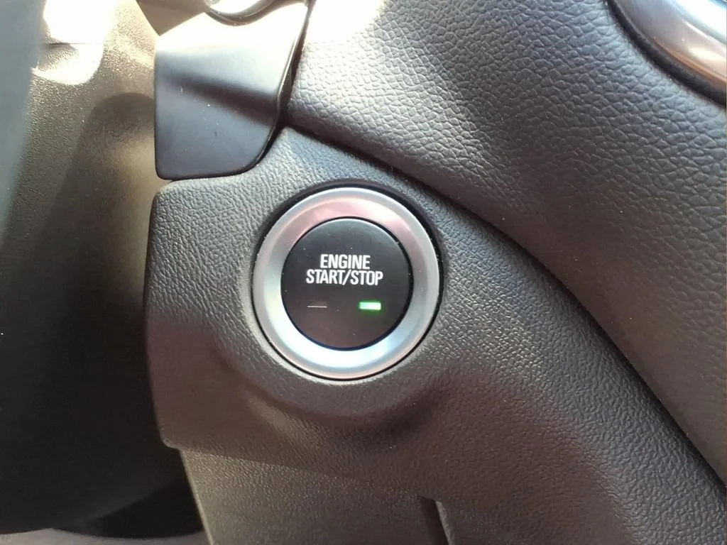 Certified Used 2022 Summit White Chevrolet LT image 10