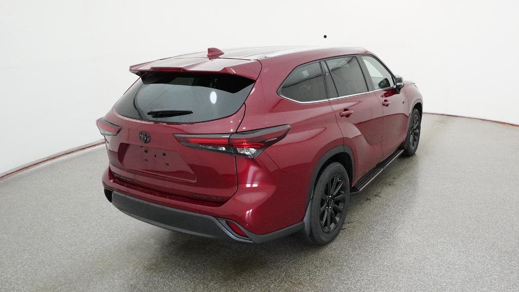 Certified Used 2026 RUBY FLARE PEARL Toyota  image 38