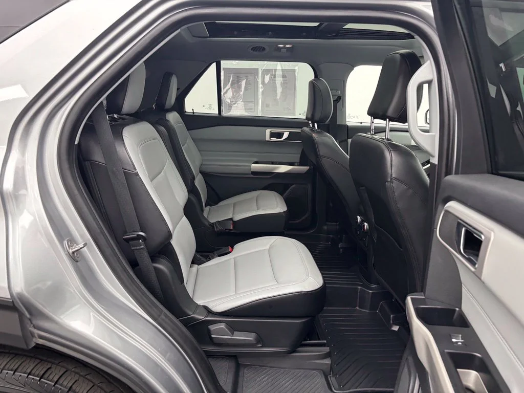 Used 2021 Silver Ford XLT image 44