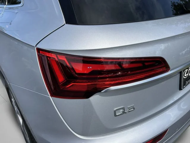 Used 2022  Audi 40 Premium Plus image 14