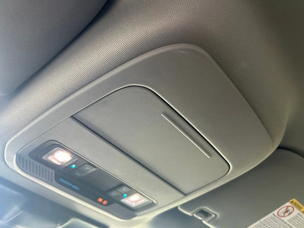 Used 2025 White Ford XLT image 38