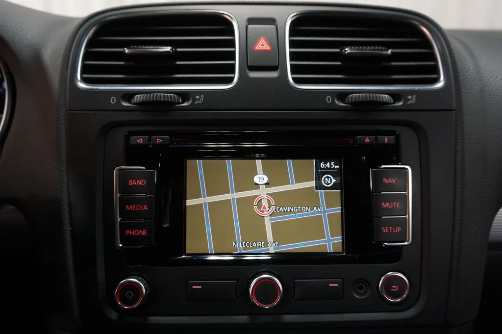 Used 2012 Candy White Volkswagen R image 8