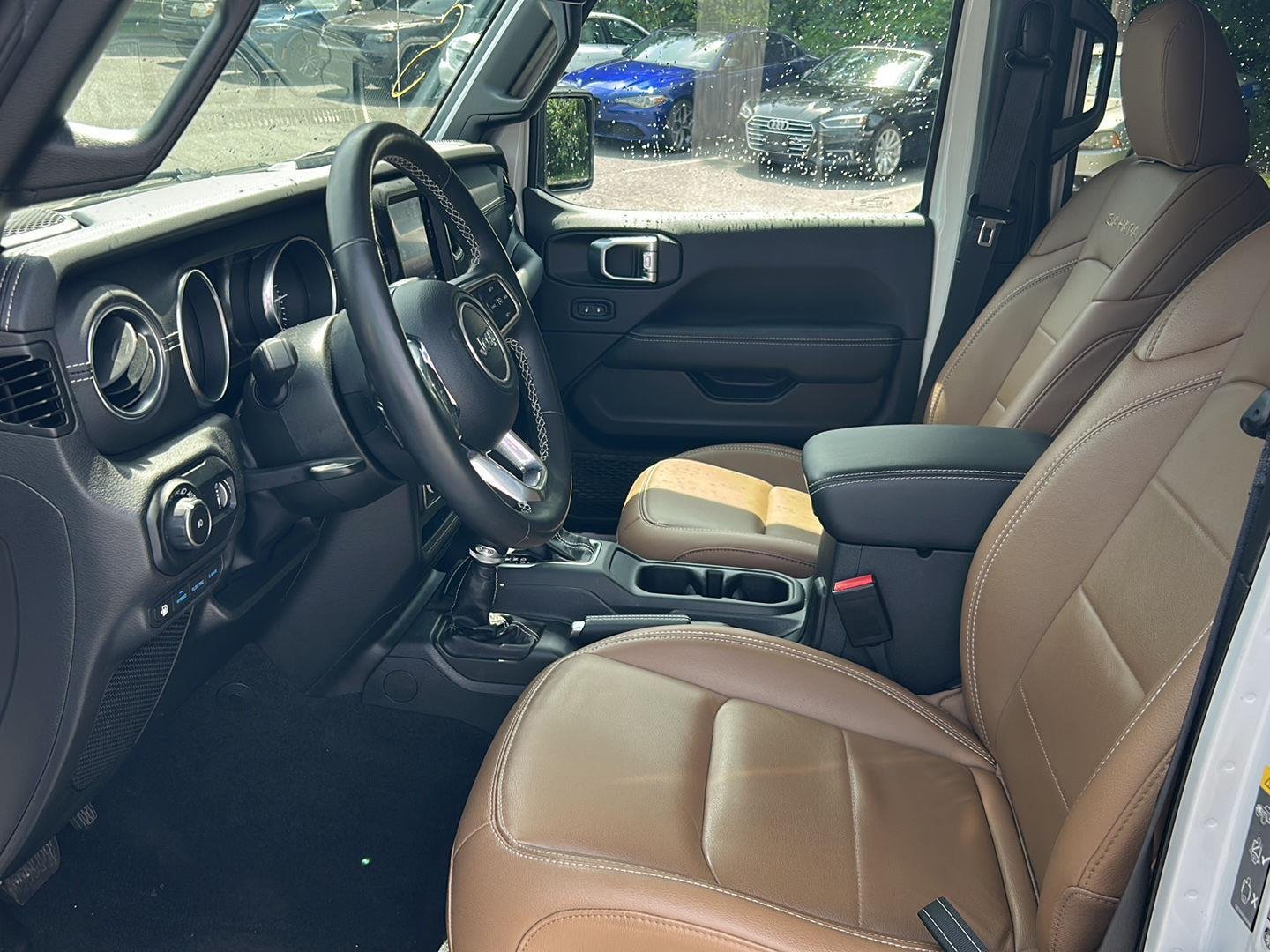 Used 2023 Bright White Clearcoat Jeep Sahara image 10