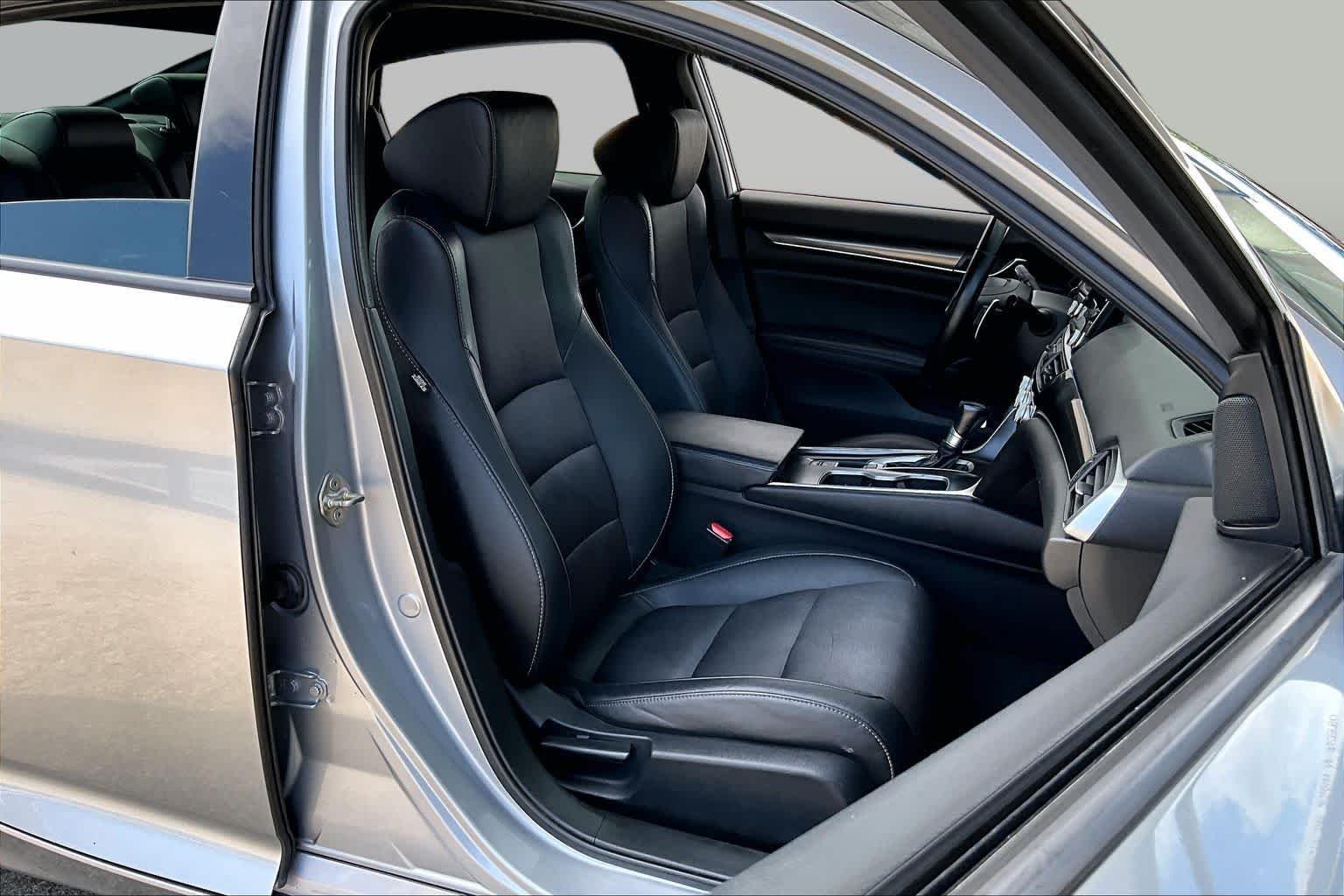 Certified Used 2019 Lunar Silver Metallic Honda Sport 1.5T image 9