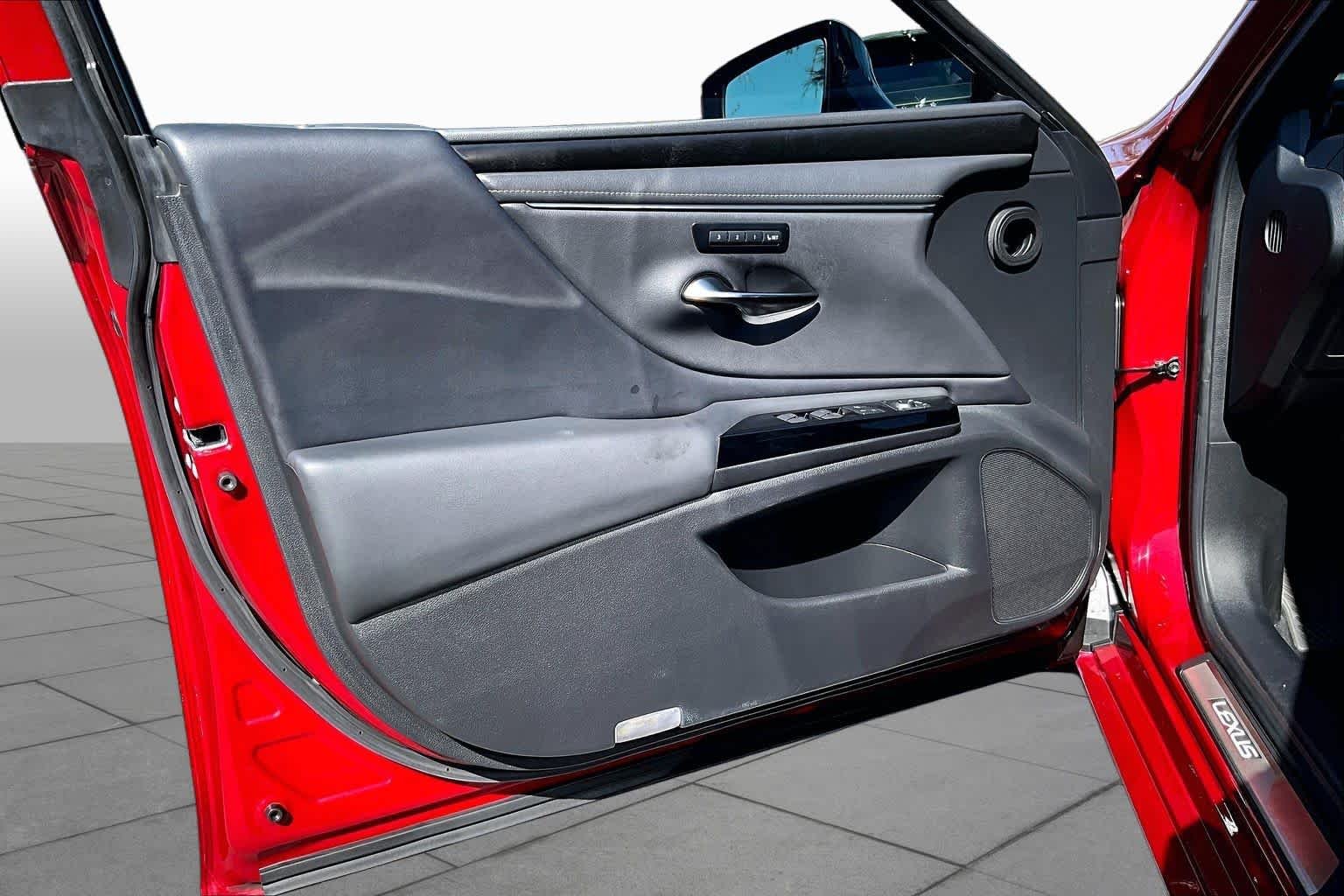 Used 2022 Matador Red Mica Lexus  image 20
