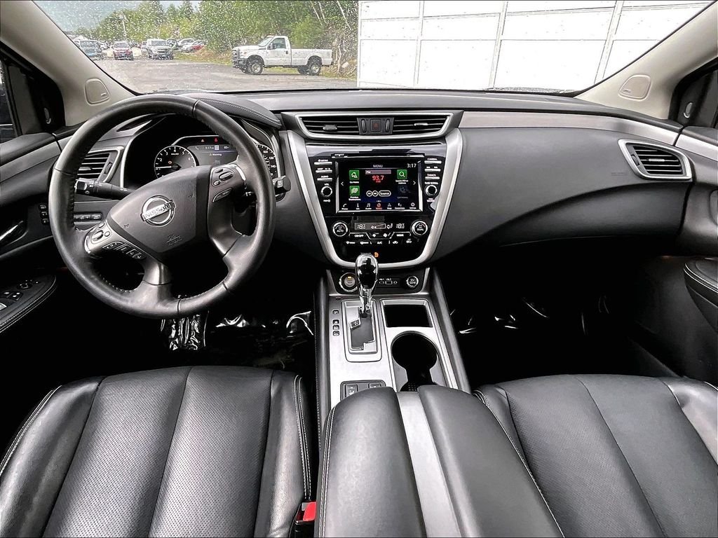 Used 2021 Black Nissan SL image 21
