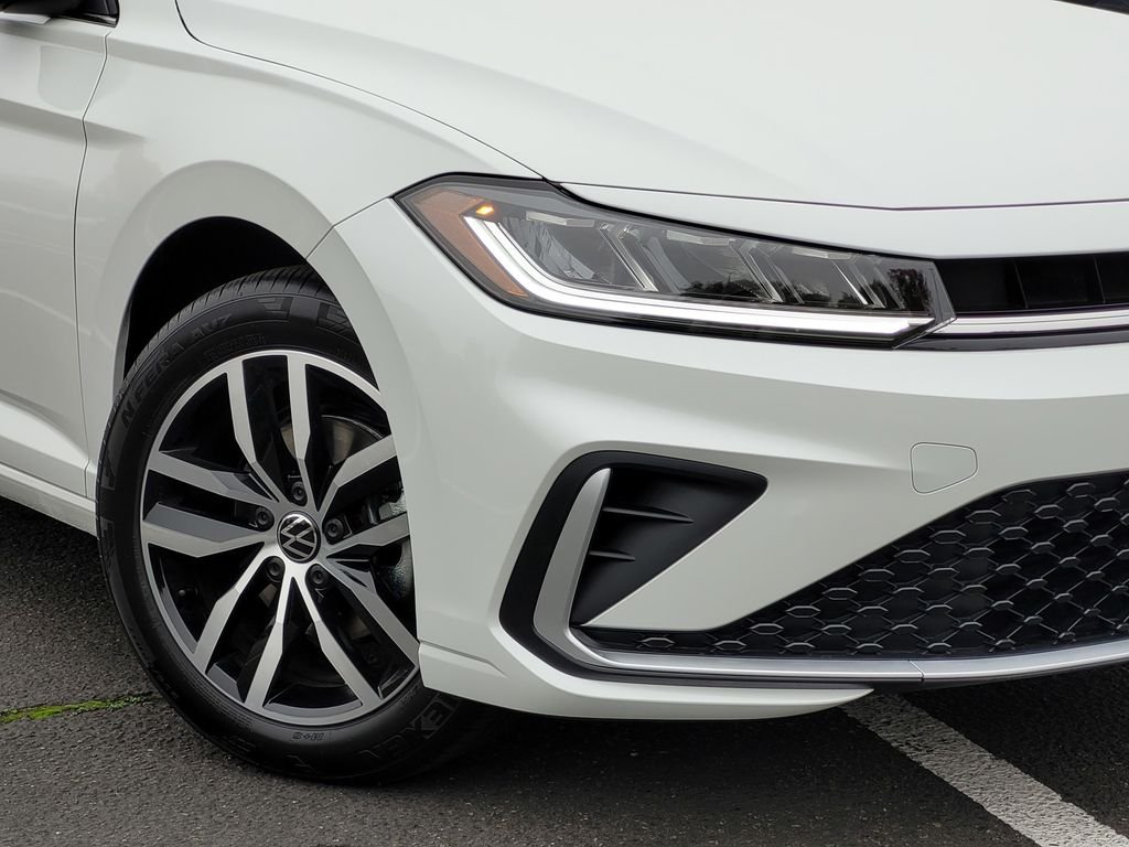 New 2026 White Volkswagen 1.5T SE image 3