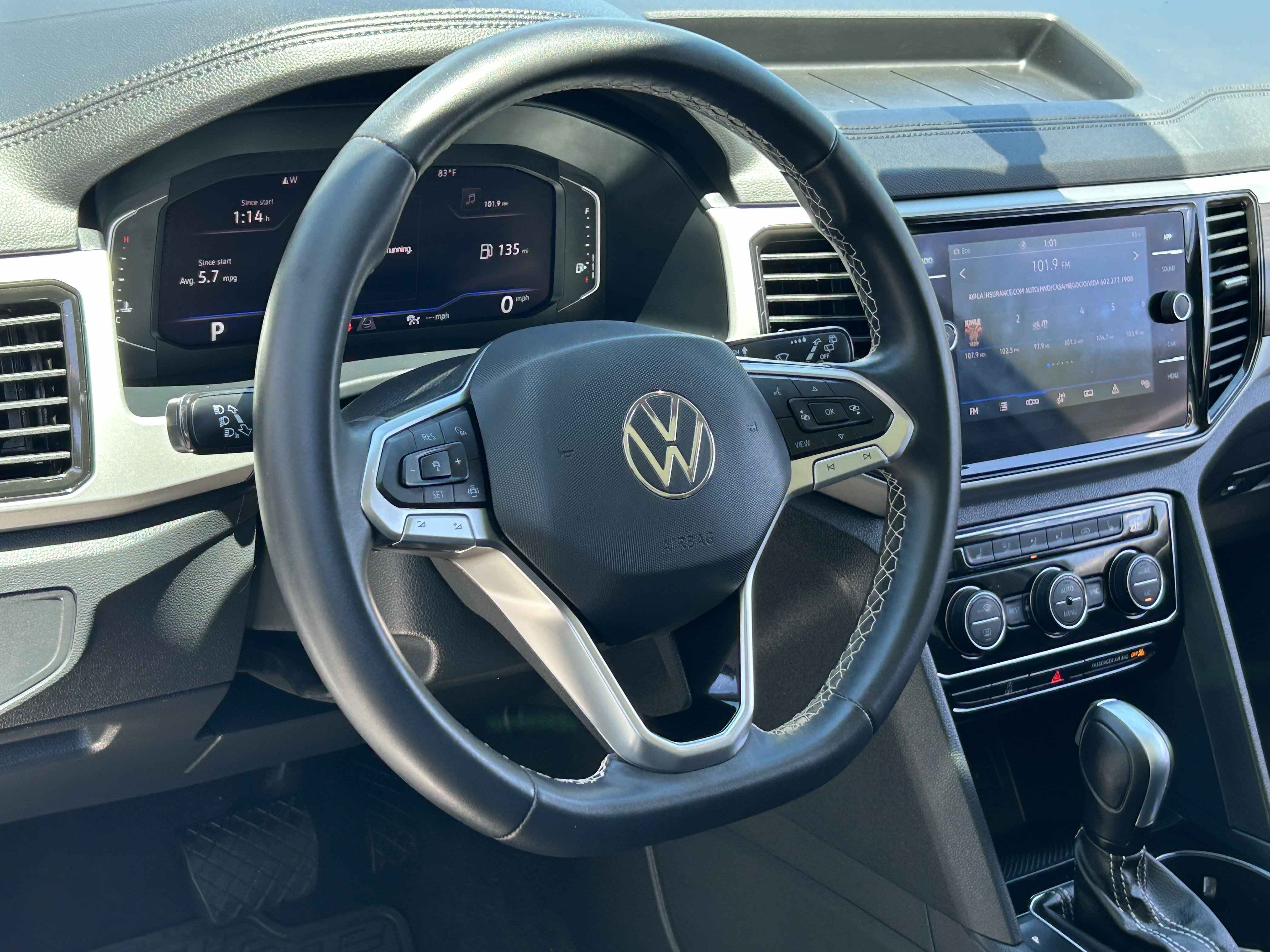 Used 2023 White Volkswagen 3.6L V6 SE w/Technology image 27