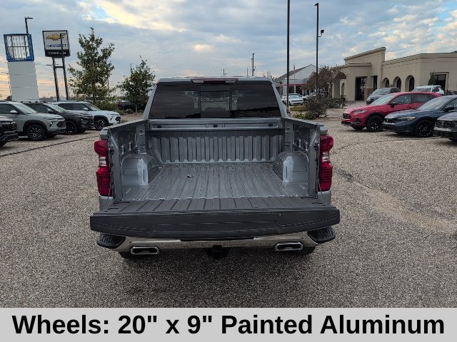 New 2026 Sterling Gray Metallic Chevrolet LT image 21