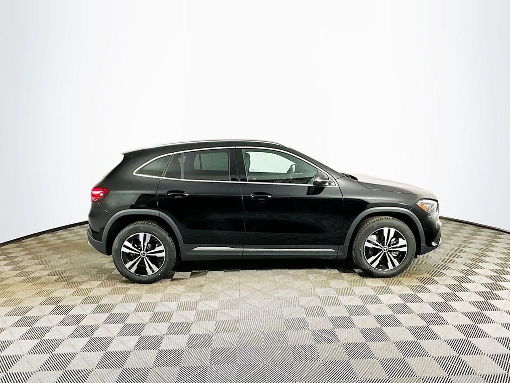 New 2026 Night Black Mercedes-Benz GLA 250 image 7