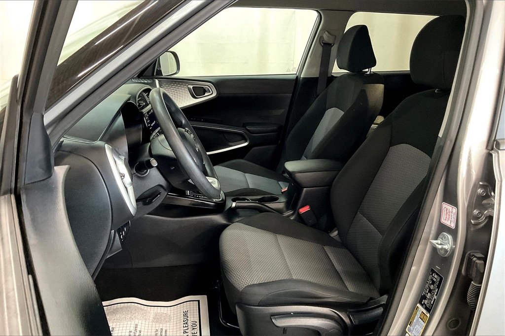 2023 KIA SOUL - Image 23