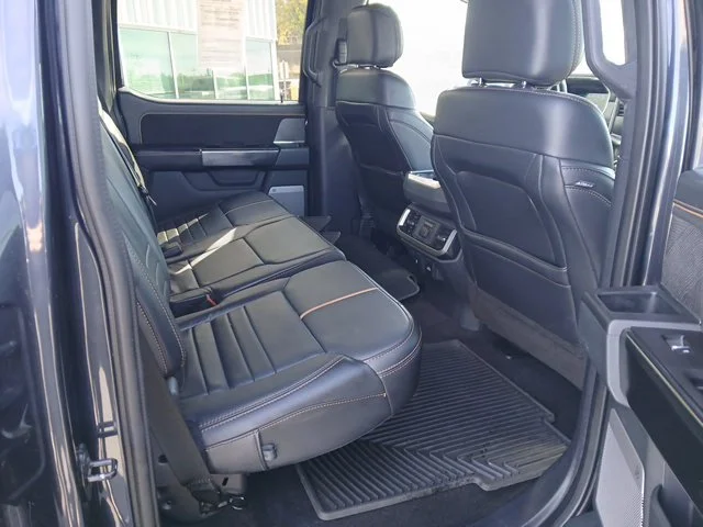 Used 2021  Ford Platinum image 27