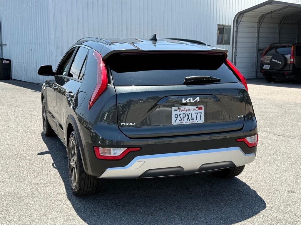 Used 2025 Gray Kia EX image 9