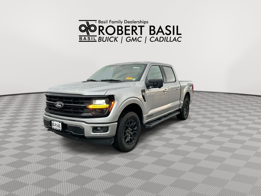 Used 2025 Silver Ford XLT image 4