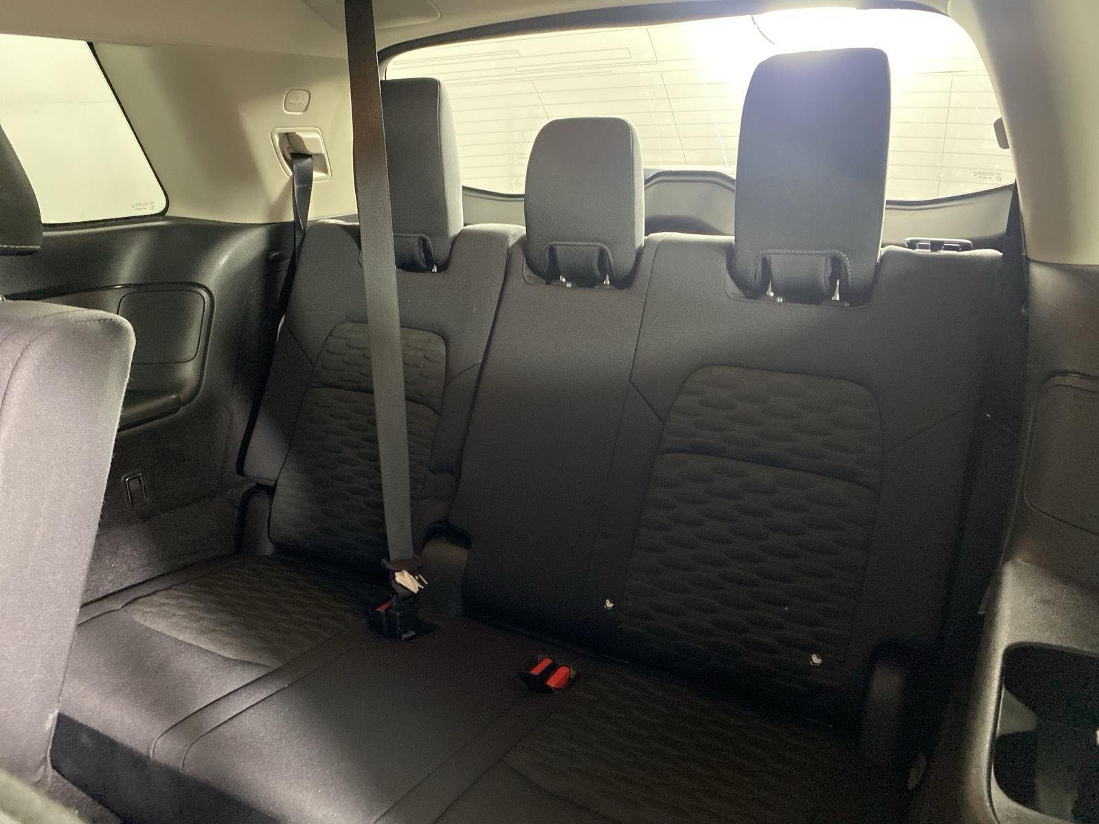 Used 2022 Gun Metallic Nissan SV image 24