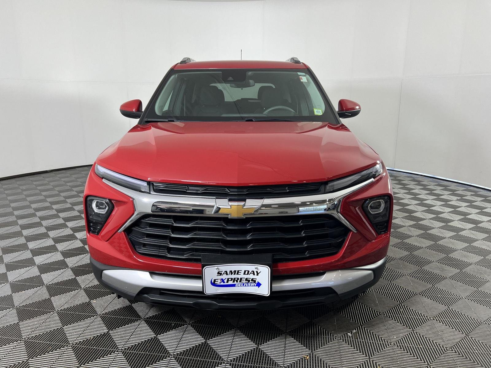 Used 2026 Apex Red Chevrolet LT image 26