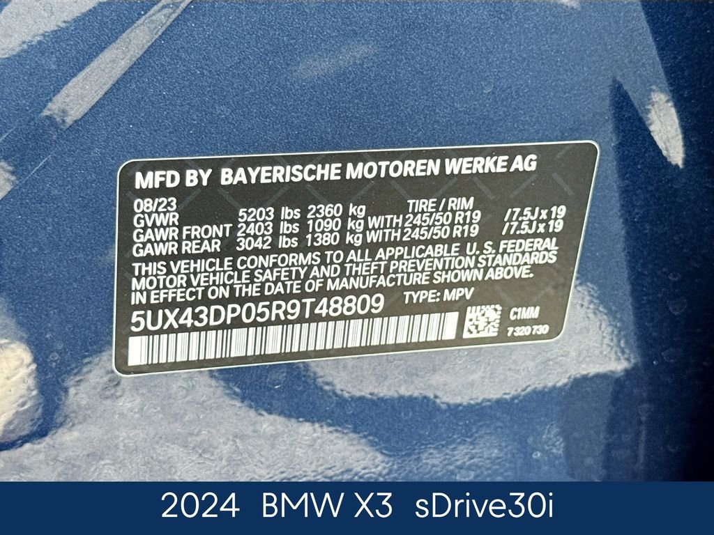 Used 2024 Blue BMW sDrive30i image 21