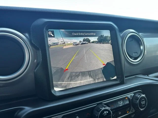 Used 2020 White Jeep Overland image 14