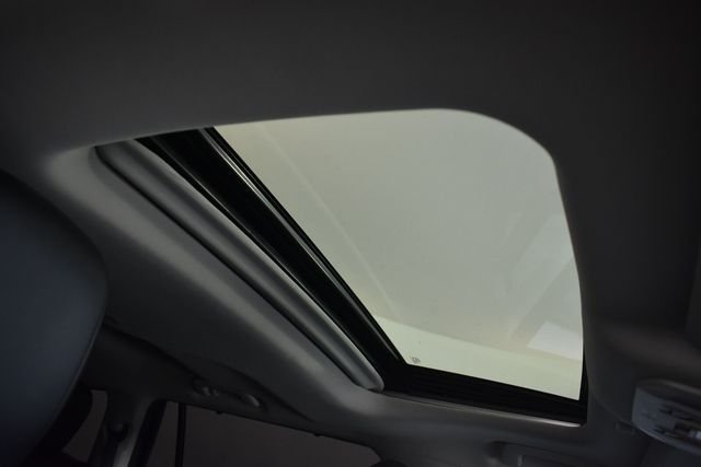 Used 2020 Black Toyota XLE image 15