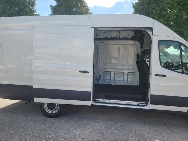 New 2027 Oxford White Ford Base image 13