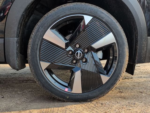 New 2026 Super Black Nissan SR image 9
