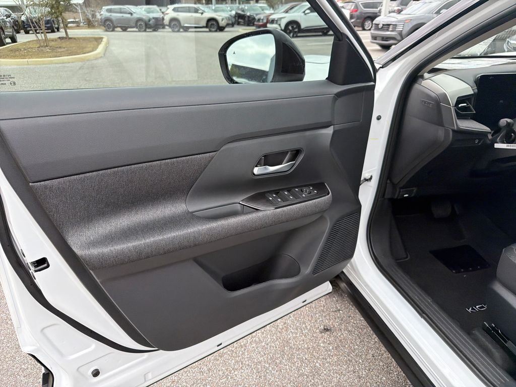 New 2026 Nissan Kicks SV 4D Sport Utility