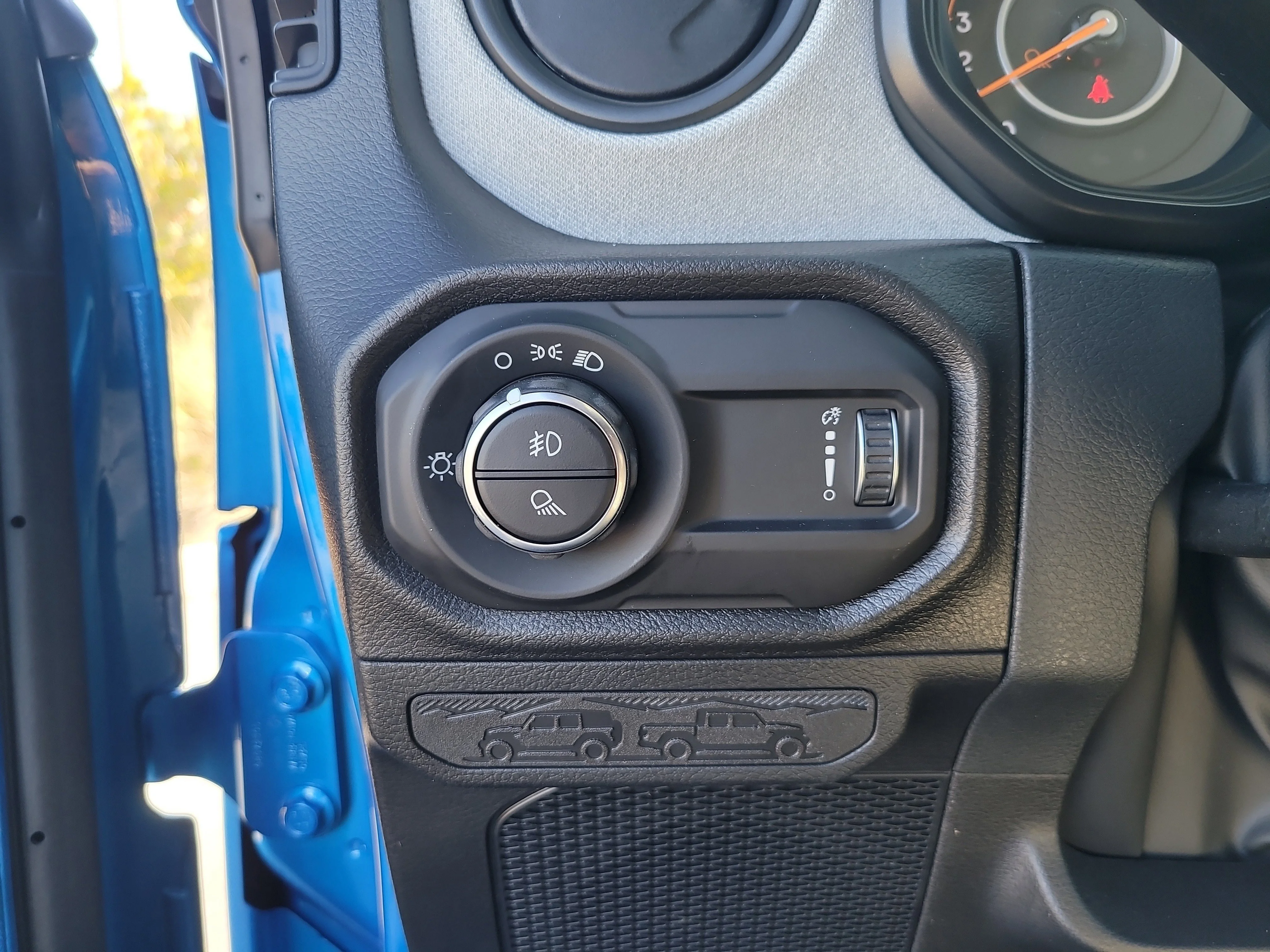 New 2026 Hydro Blue Pearlcoat Jeep Sport image 21