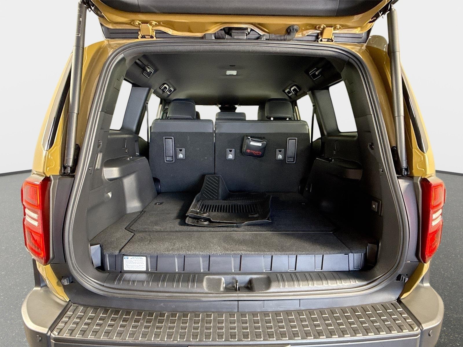 Used 2024 Meteor Toyota Base image 26