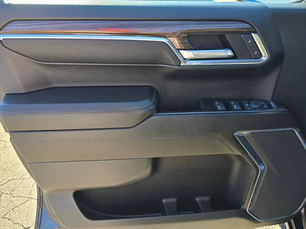 Used 2023 DARK ASH METALLIC Chevrolet LT image 15