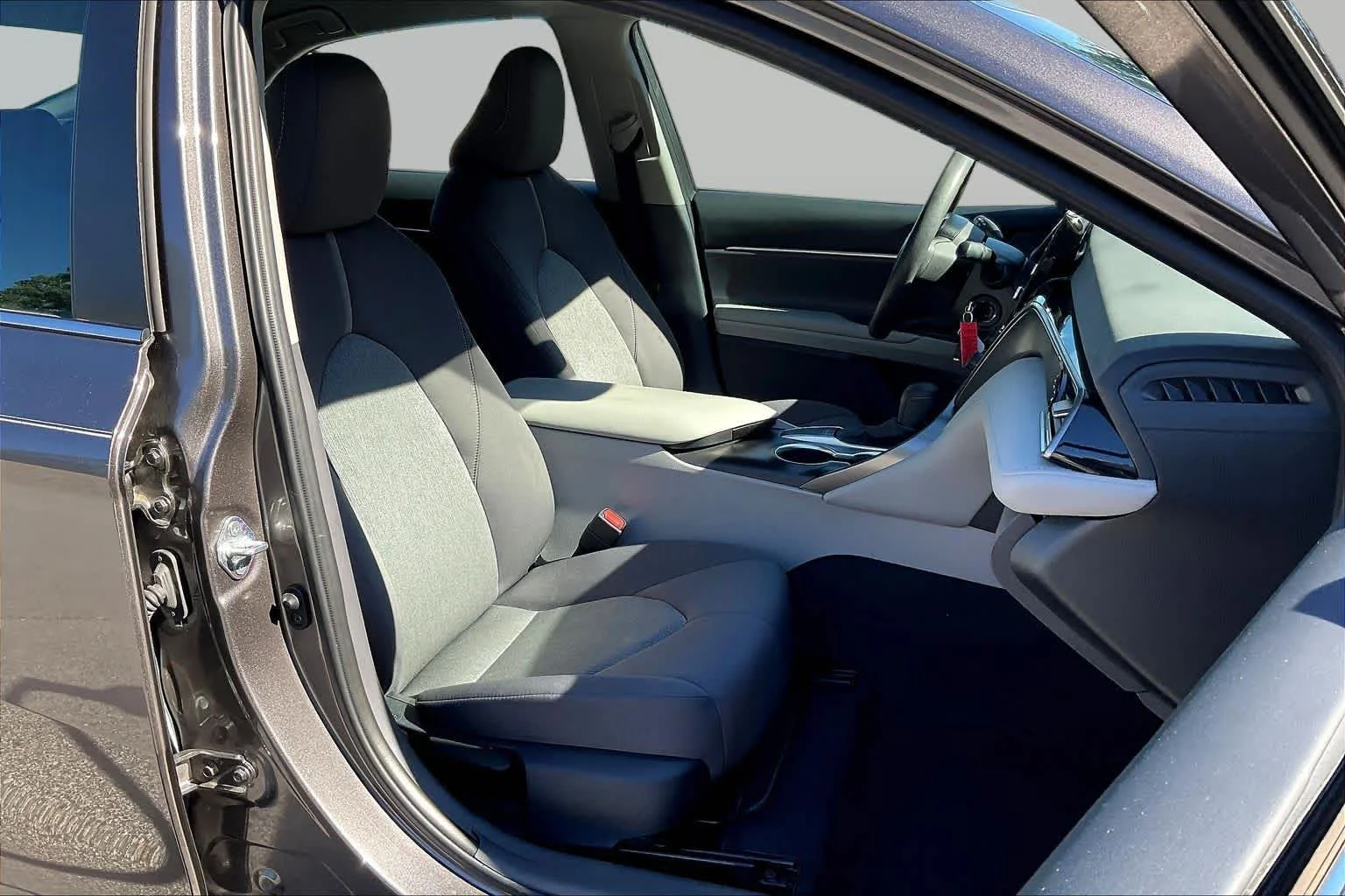 Used 2024 Predawn Gray Mica Toyota LE image 9