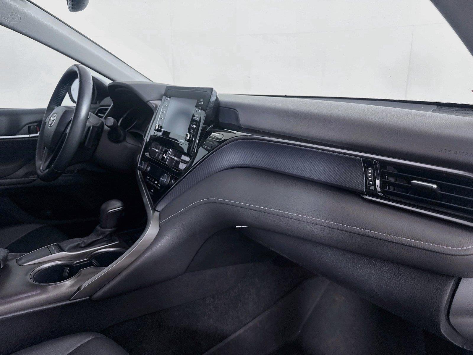 Used 2022 Ice Edge Toyota SE image 40