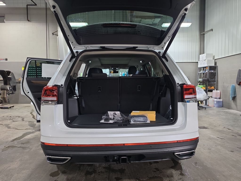 New 2026 White/off-white Volkswagen 2.0T SE w/Technology image 15